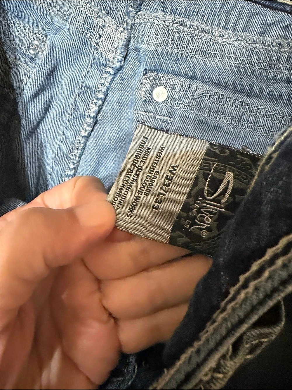 Silver Jeans - Picture 4 of 5